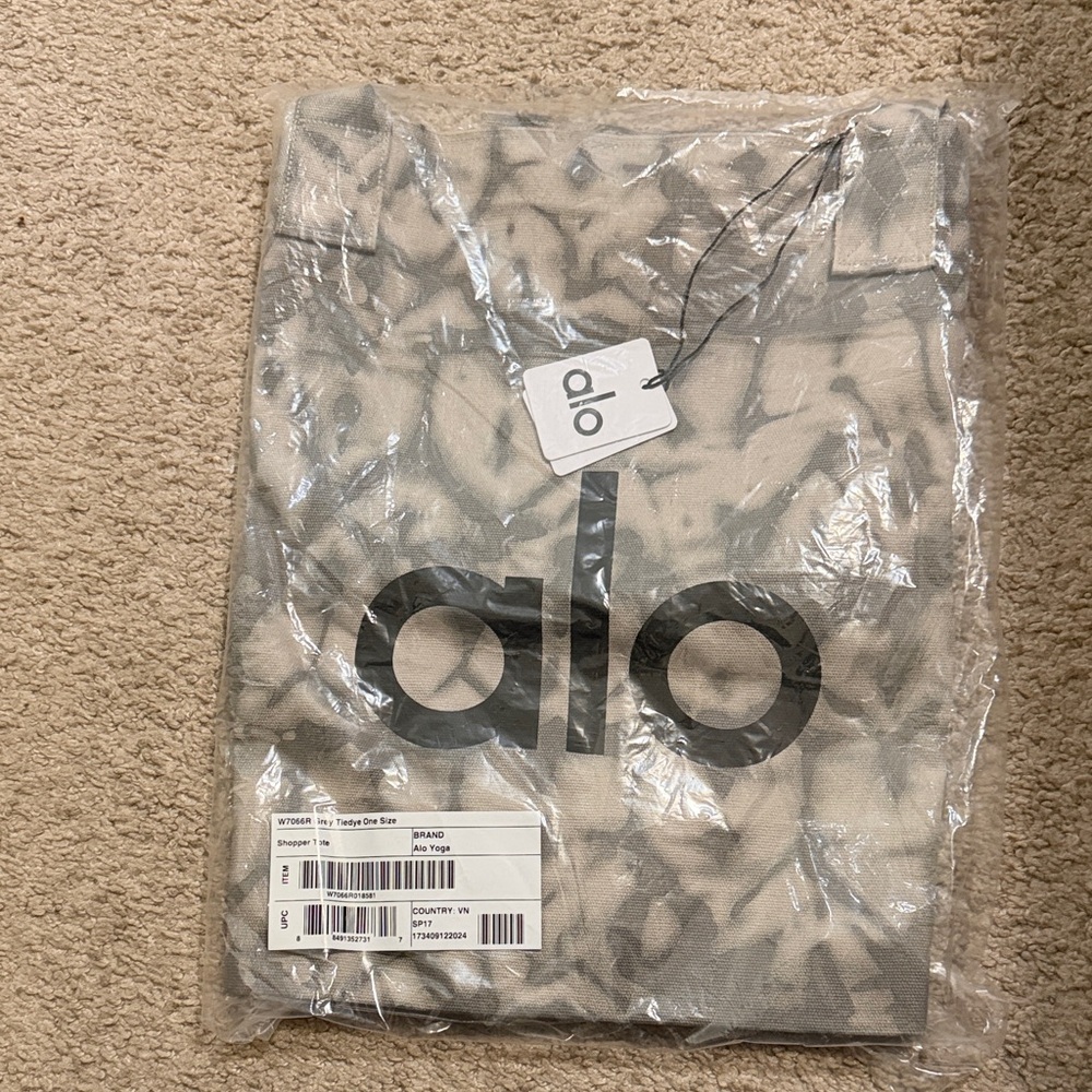 ALO Yoga Gray Tiedye Tote Bag